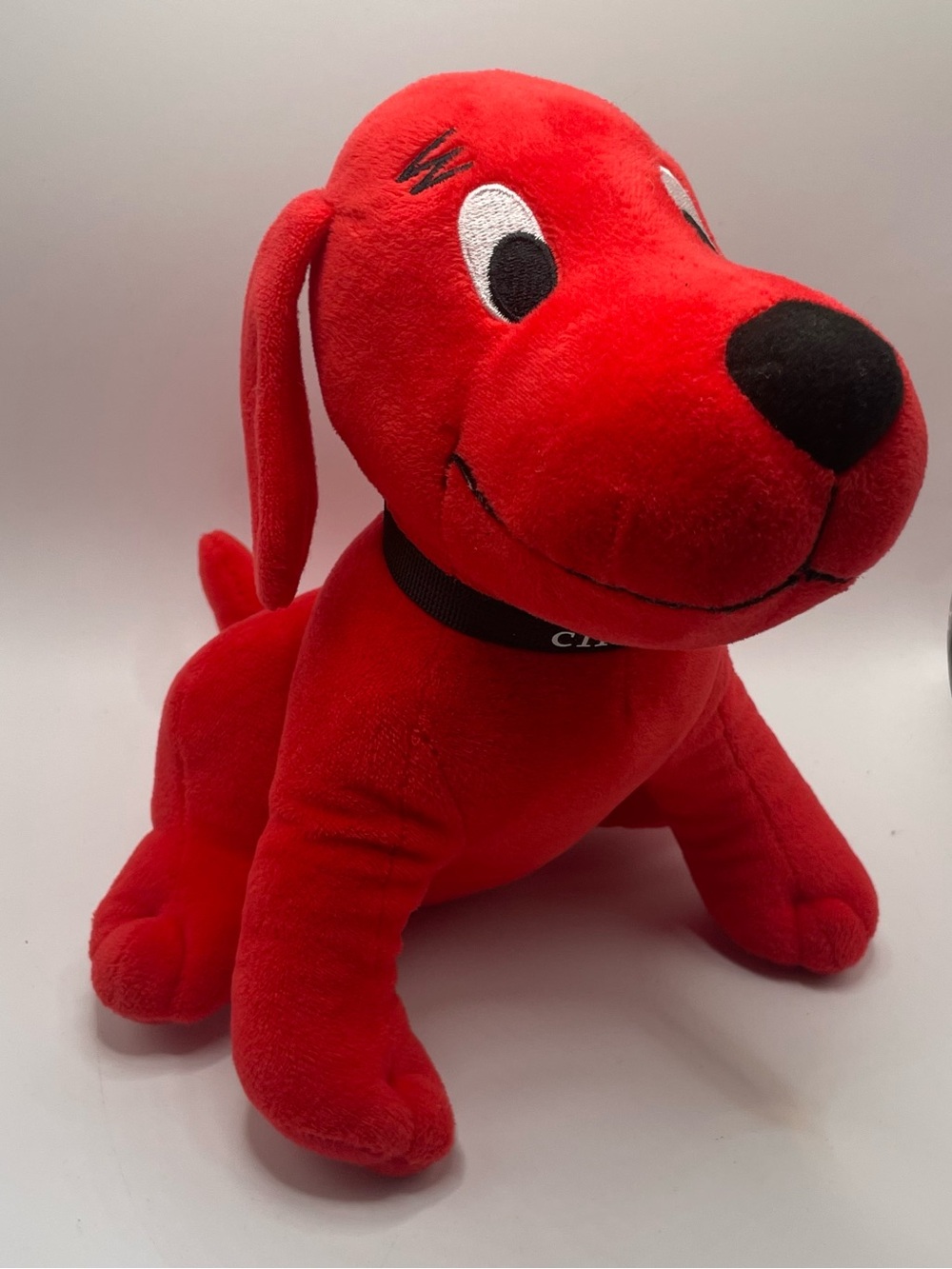Clifford The Big Red Dog plush 9”